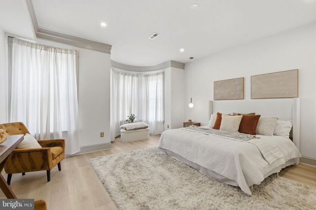 1210 T ST NW, Washington, DC 20009