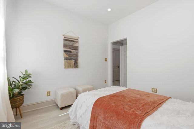 1210 T ST NW, Washington, DC 20009