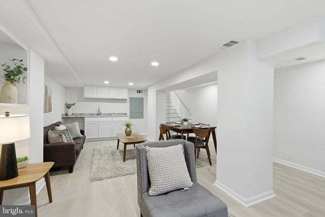 1210 T ST NW, Washington, DC 20009