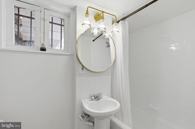 1210 T ST NW, Washington, DC 20009