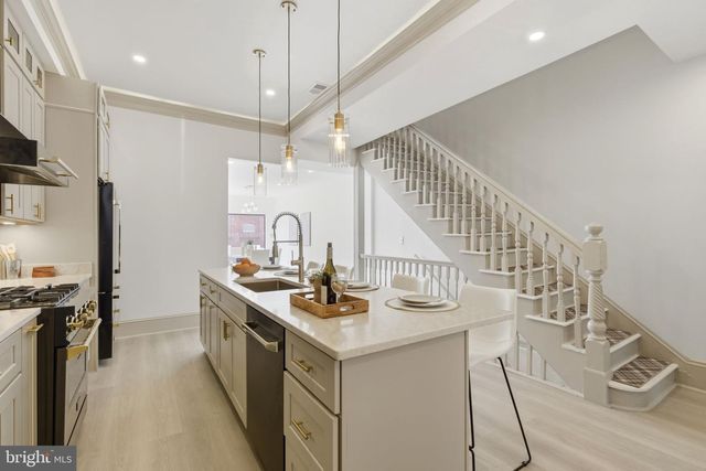 1210 T ST NW, Washington, DC 20009