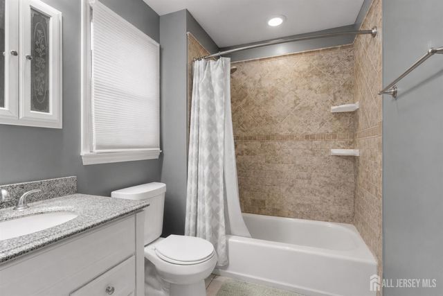 34 Chase Avenue, Avenel, NJ 07001