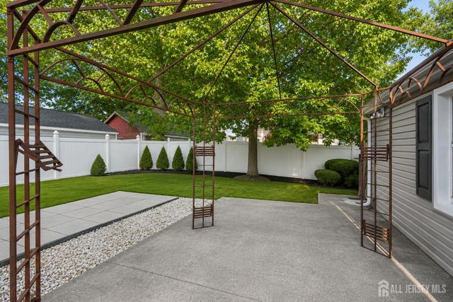 34 Chase Avenue, Avenel, NJ 07001