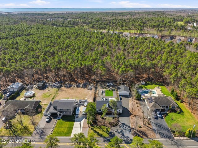 318 Frog Pond Road, Little Egg Harbor, NJ 08087