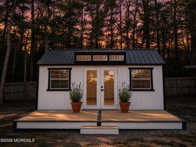 318 Frog Pond Road, Little Egg Harbor, NJ 08087