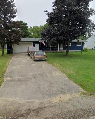 4825 Huston Drive, Lake Orion, MI 48359