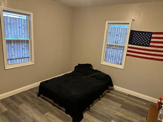 2410 Ferrant Place, Minneapolis, MN 55411