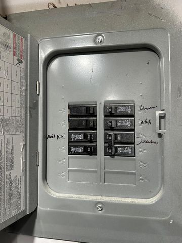 2410 Ferrant Place, Minneapolis, MN 55411