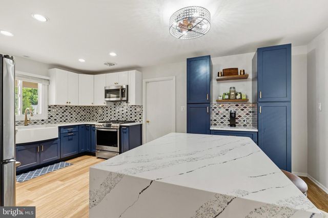 2404 KEYBERRY LN, Bowie, MD 20715