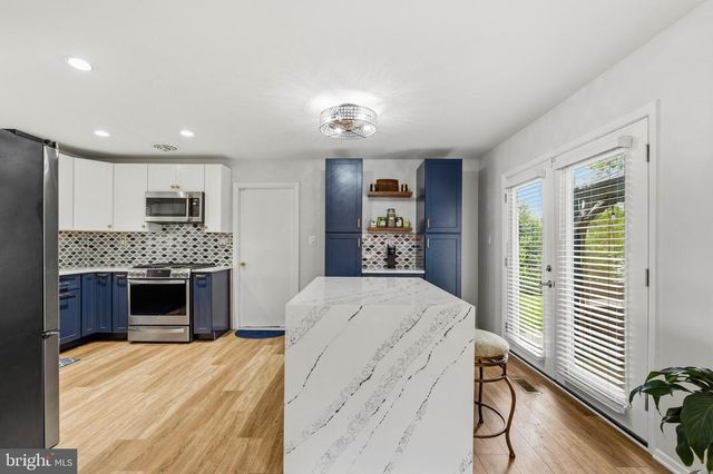 2404 KEYBERRY LN, Bowie, MD 20715