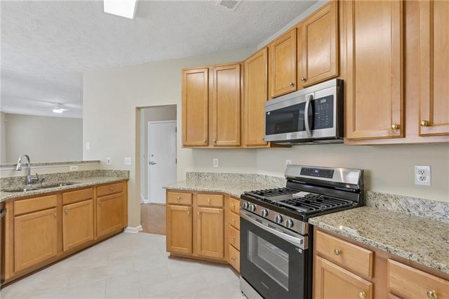 6020 Riveroak Terrace, Atlanta, GA 30349
