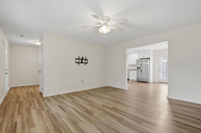133 MOUNTAIN VIEW DR, Harpers Ferry, WV 25425