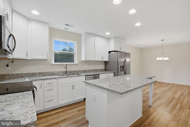 133 MOUNTAIN VIEW DR, Harpers Ferry, WV 25425