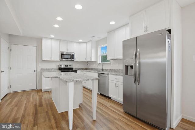 133 MOUNTAIN VIEW DR, Harpers Ferry, WV 25425