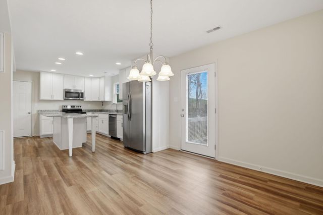 133 MOUNTAIN VIEW DR, Harpers Ferry, WV 25425