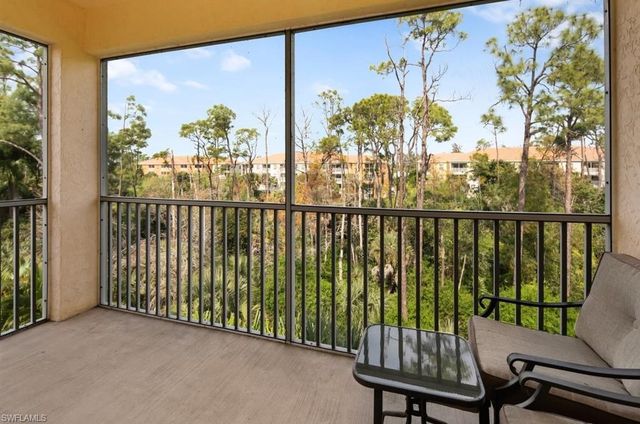 4510 Botanical Place CIR 402, Naples, FL 34112