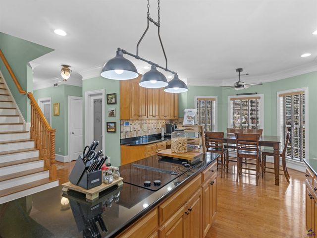 100 S Cambridge Drive, Griffin, GA 30224