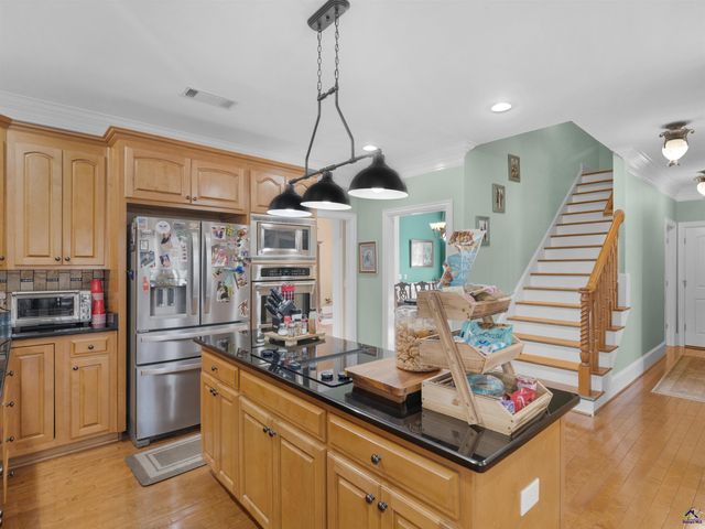 100 S Cambridge Drive, Griffin, GA 30224