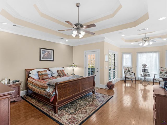 100 S Cambridge Drive, Griffin, GA 30224