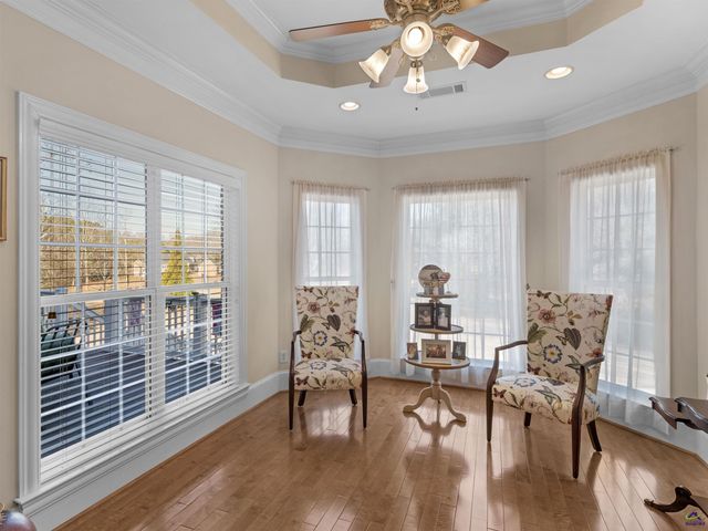 100 S Cambridge Drive, Griffin, GA 30224