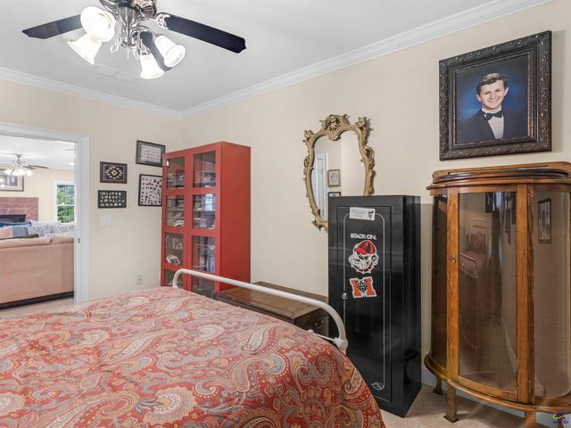 100 S Cambridge Drive, Griffin, GA 30224