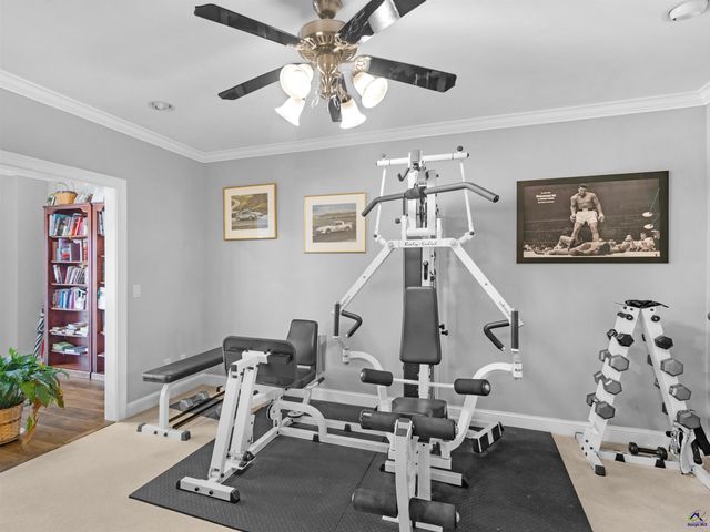 100 S Cambridge Drive, Griffin, GA 30224