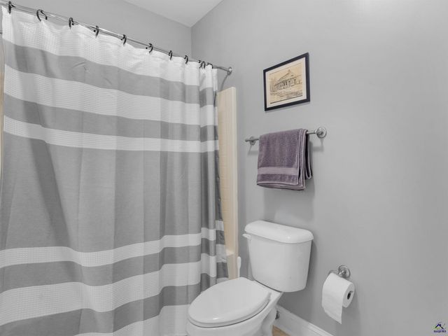 100 S Cambridge Drive, Griffin, GA 30224