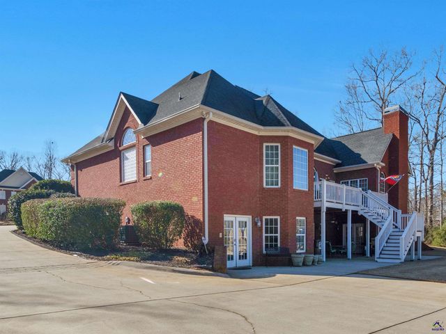 100 S Cambridge Drive, Griffin, GA 30224