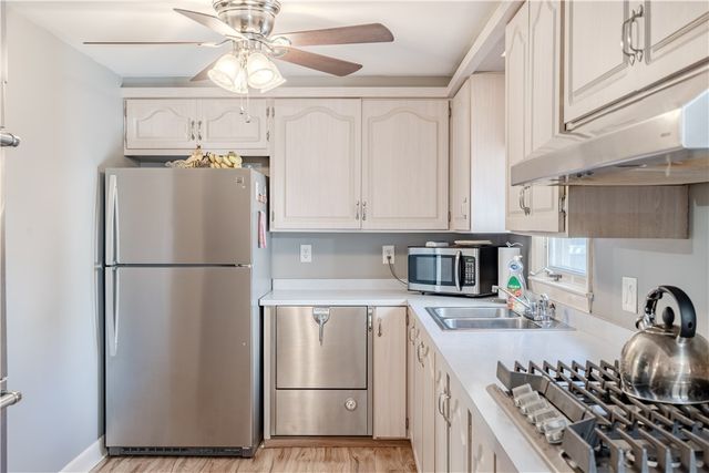 1785 W Shore Road, Warwick, RI 02889