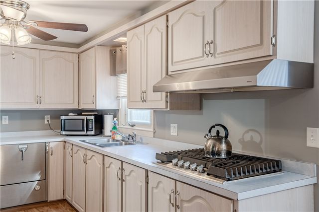 1785 W Shore Road, Warwick, RI 02889