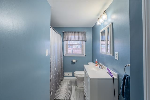 1785 W Shore Road, Warwick, RI 02889