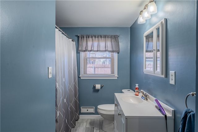 1785 W Shore Road, Warwick, RI 02889