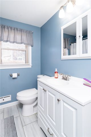 1785 W Shore Road, Warwick, RI 02889