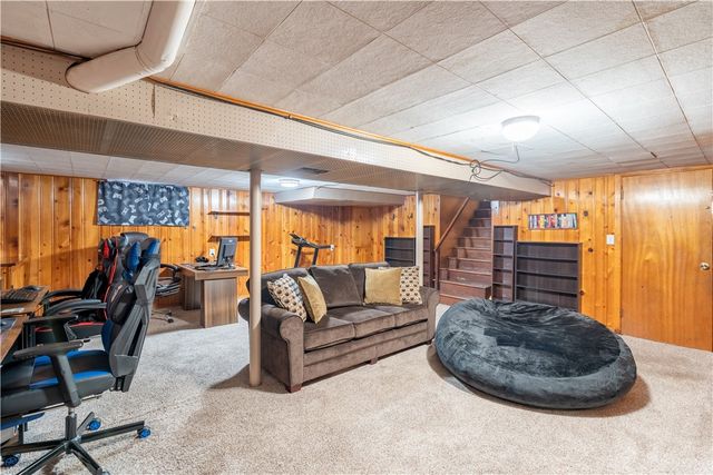 1785 W Shore Road, Warwick, RI 02889