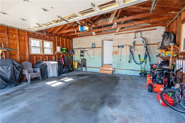 1785 W Shore Road, Warwick, RI 02889