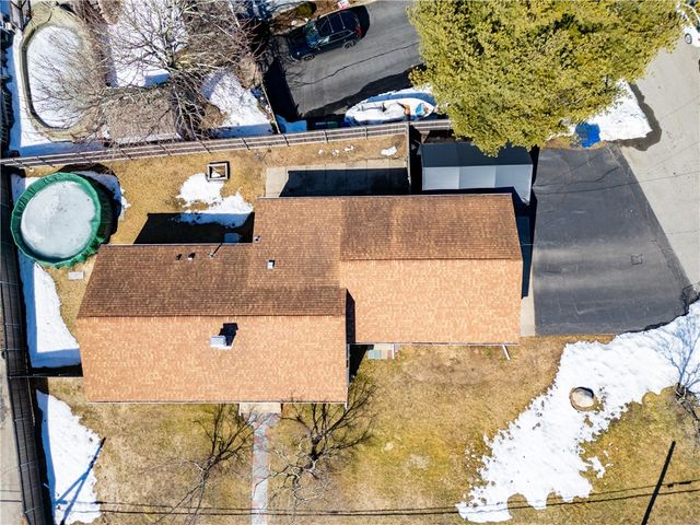 1785 W Shore Road, Warwick, RI 02889