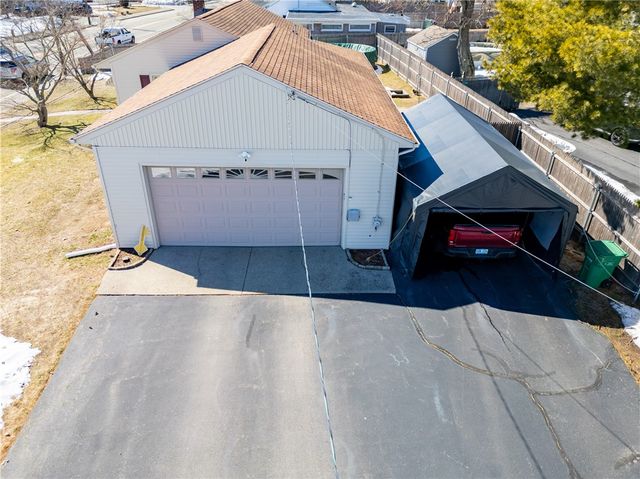 1785 W Shore Road, Warwick, RI 02889