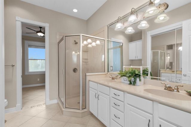 168 Paradise Point Boulevard D 104, Montgomery, TX 77356