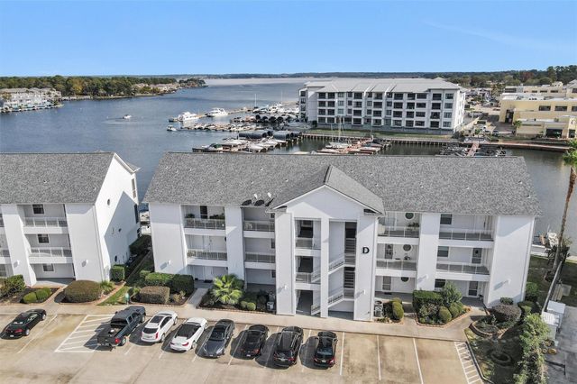 168 Paradise Point Boulevard D 104, Montgomery, TX 77356