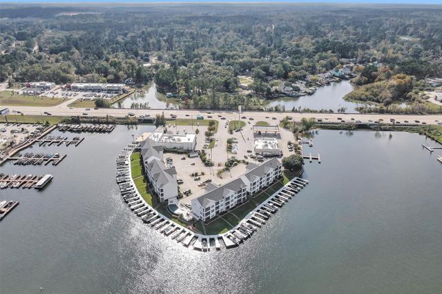168 Paradise Point Boulevard D 104, Montgomery, TX 77356