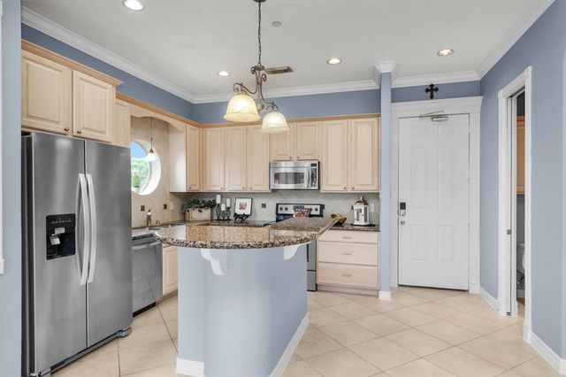 168 Paradise Point Boulevard D 104, Montgomery, TX 77356