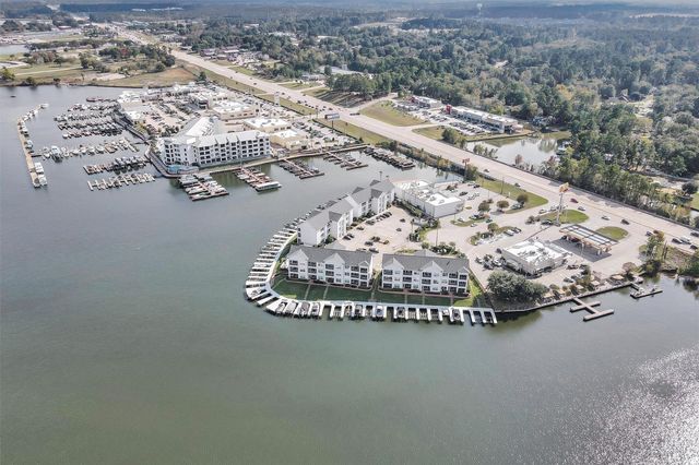 168 Paradise Point Boulevard D 104, Montgomery, TX 77356