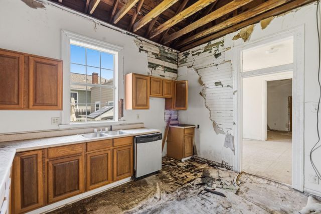 1109 29th Street, Galveston, TX 77550