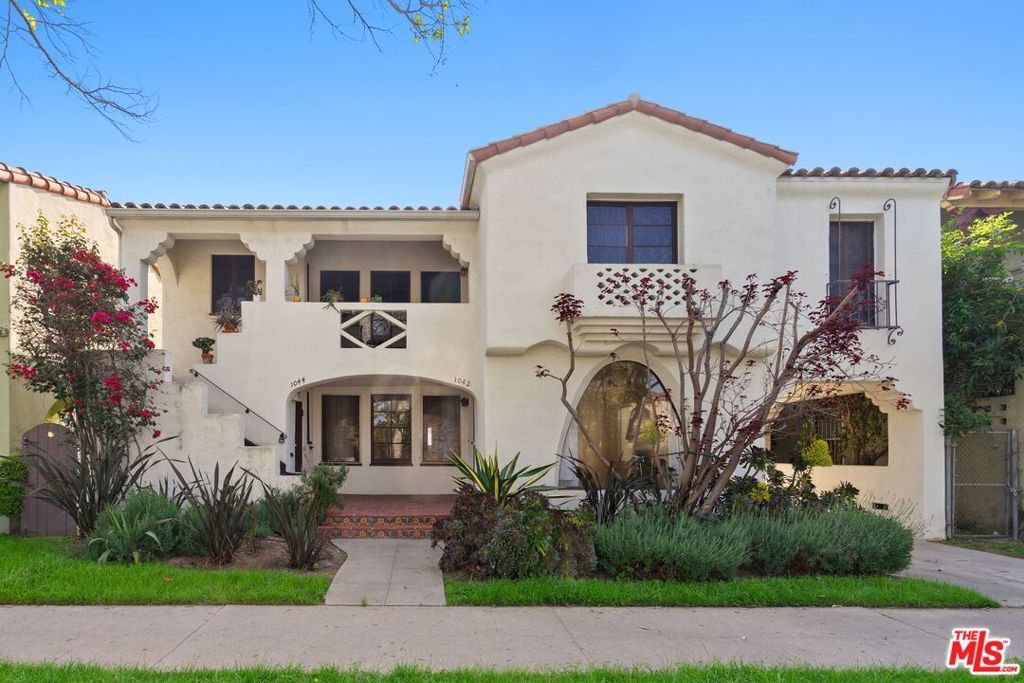 Image 1 of property listing at 1042 S Crescent Heights Boulevard, Los Angeles, CA 90035