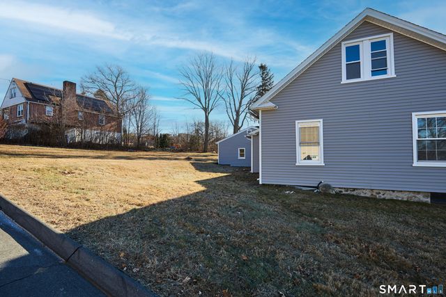 121 Johnson Street, Naugatuck, CT 06770