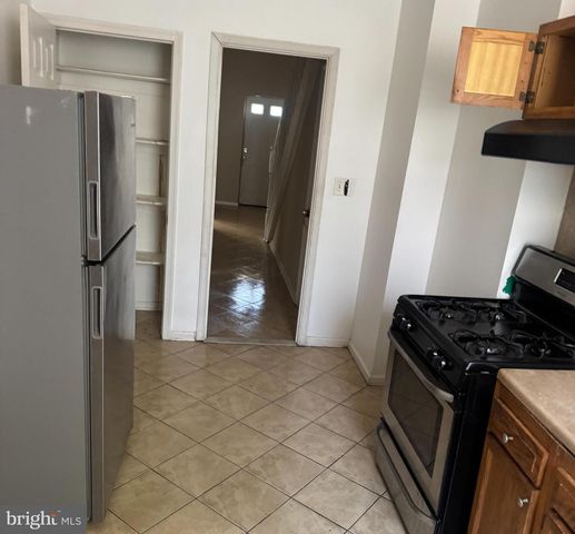 3907 FAIRVIEW AVE, Baltimore, MD 21216