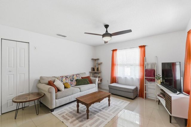 950 S PARSONS AVENUE, Deland, FL 32720
