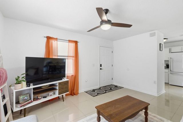 950 S PARSONS AVENUE, Deland, FL 32720