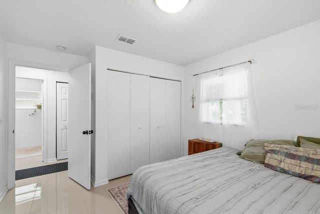 950 S PARSONS AVENUE, Deland, FL 32720