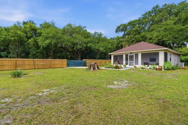 950 S PARSONS AVENUE, Deland, FL 32720